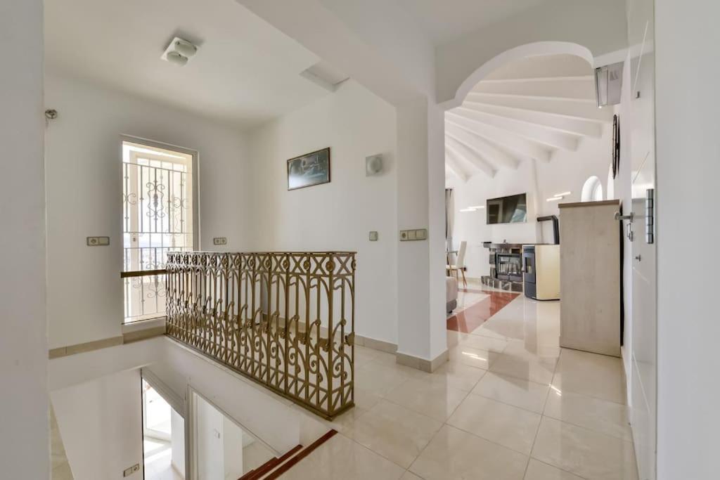 Villas Guzman - Tango Кальпе Экстерьер фото