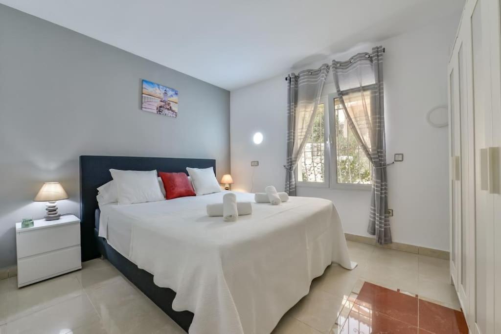 Villas Guzman - Tango Кальпе Экстерьер фото